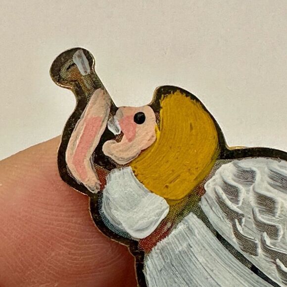 Nancy Thomas flying angel pin - Picture 2 of 6